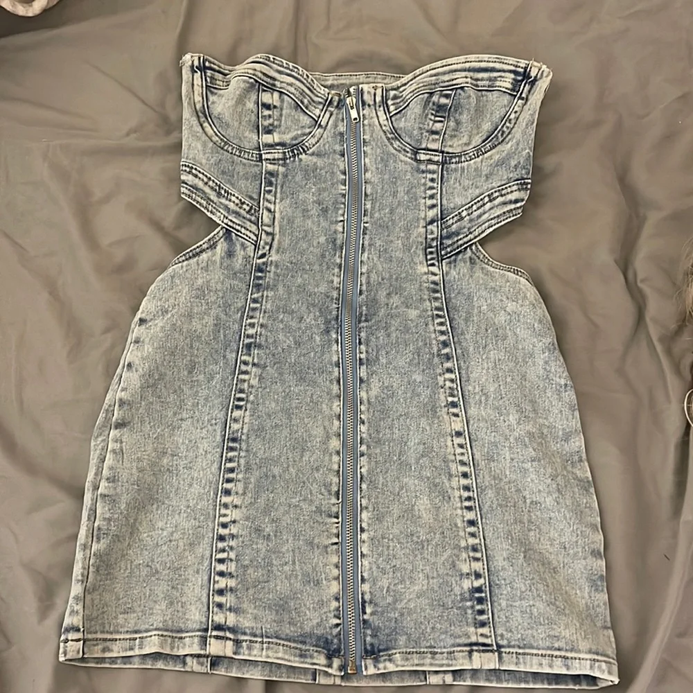 Hello Molly Denim Dress - Picture 1 of 2